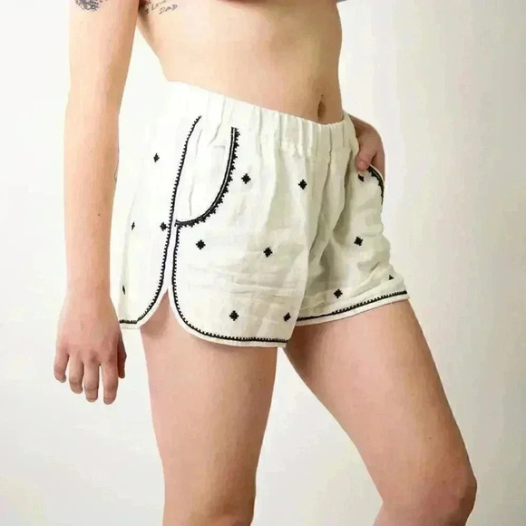 Madewell Pants - Madewell White Shorts